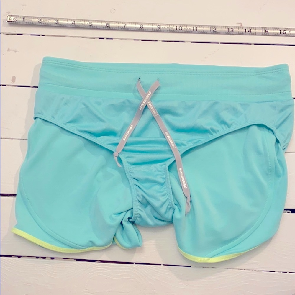 NWOT Nike Dri-Fit Running Shorts Lined - Picture 7 of 9